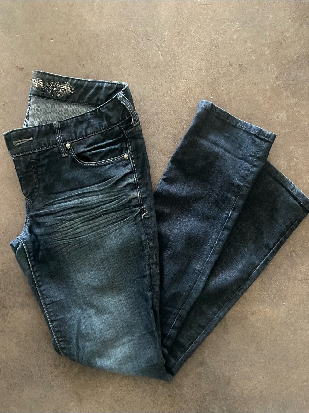 Express Women’s Skinny Jeans in Dark Blue Wash